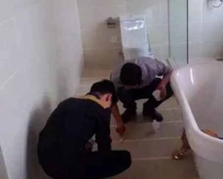 武汉卫生间厨房天花板漏水原因 