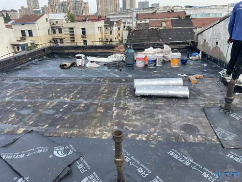 蔡甸旧屋顶的防水施工需要注意哪些问题
