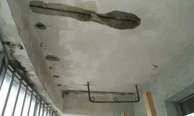 汉阳屋顶漏水做防水多少钱一平方？用什么方式材料好？